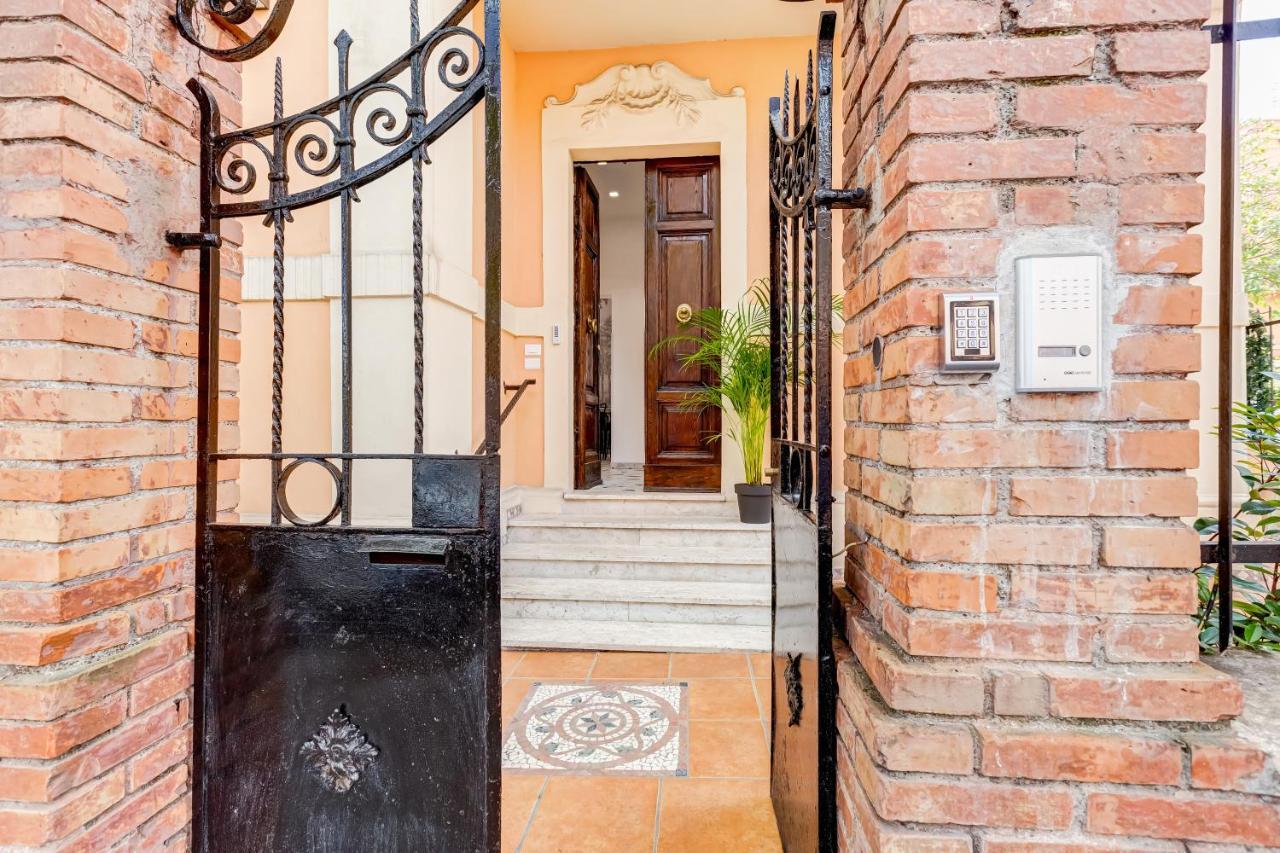 Villa Chiara - A New Luxury Star Is Born In Rome! Exterior foto